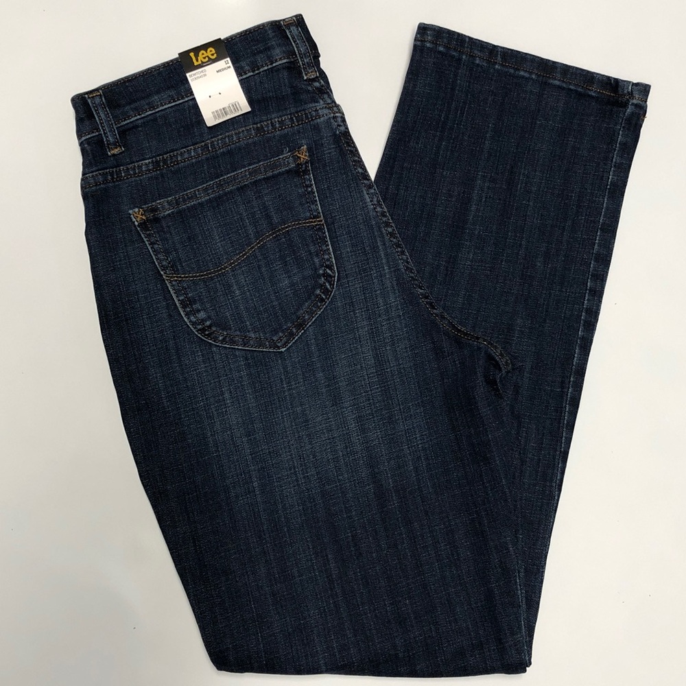 Lee relaxed fit straight mid rise jeans size 12 medium